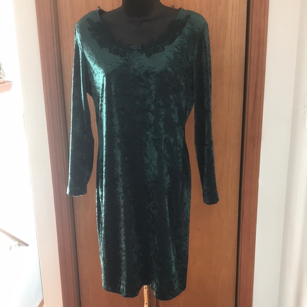 Emerald Green Velvet Dress Vintage Molly Malloy Petite